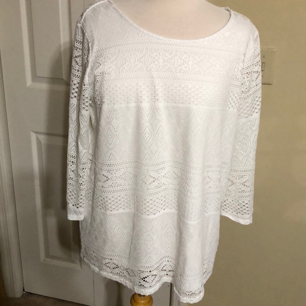 Dana Buchman size Large